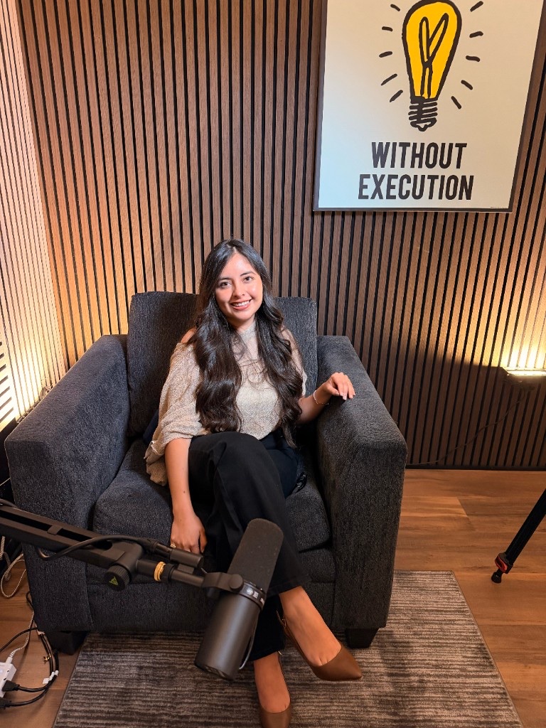 Martha Benavides, Fundadora & Preparadora de Documentos de MBO Immigration
